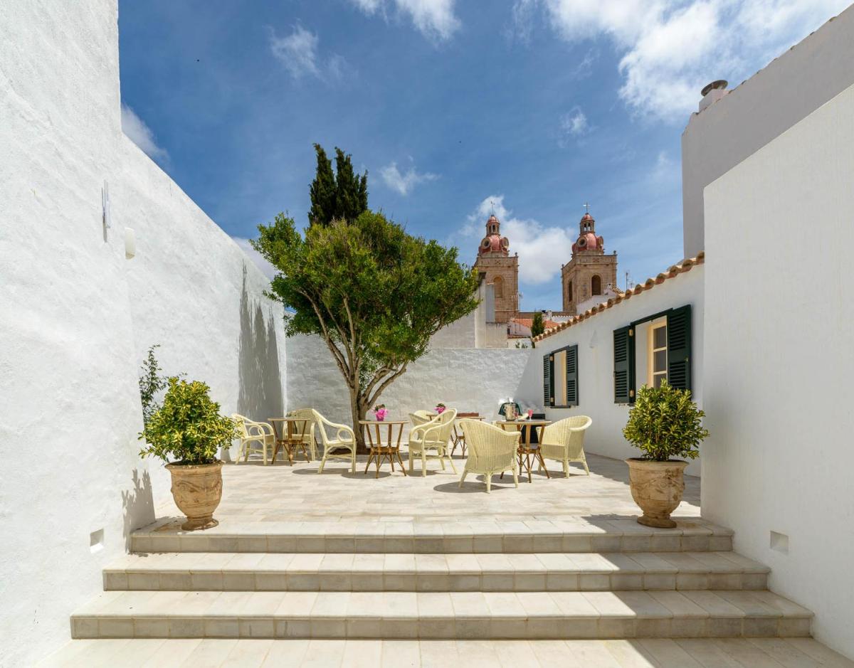 Seranova Luxury Hotel - Adults Only