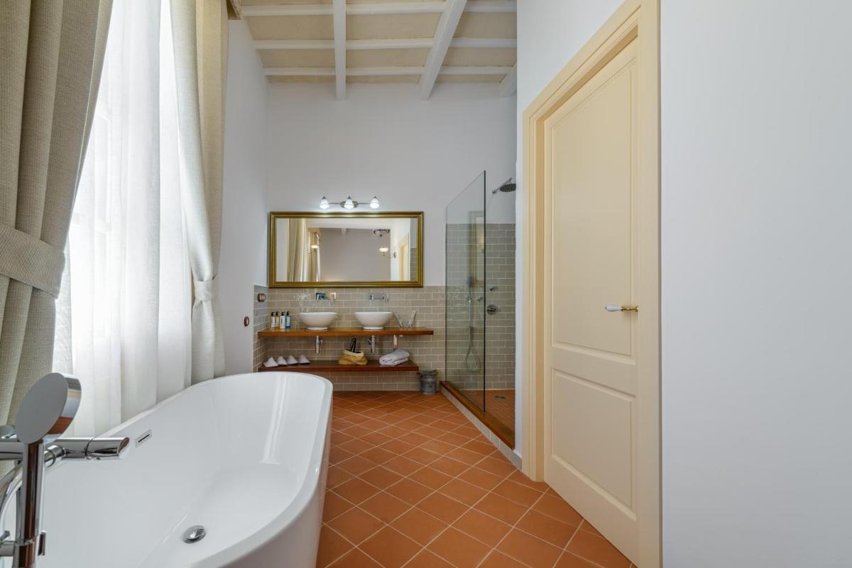 Seranova Luxury Hotel - Adults Only