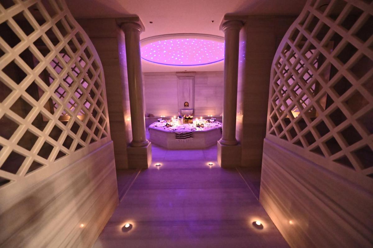 Seraphim Cave Suites & SPA