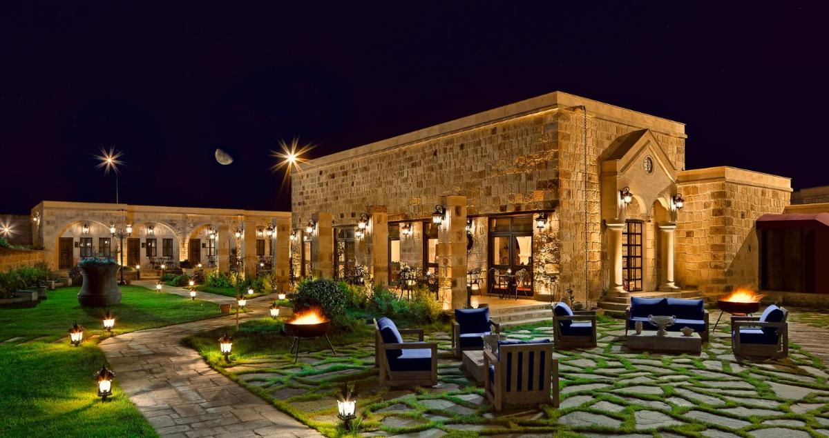 Seraphim Cave Suites & SPA