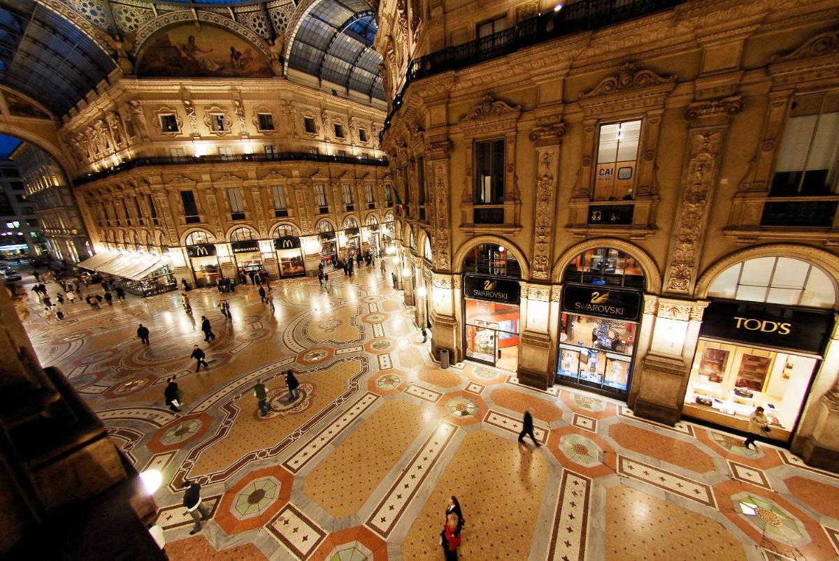 Seven Stars Galleria