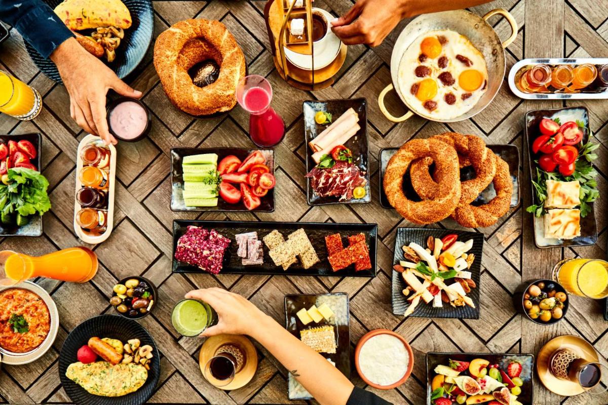 Shangri-La Bosphorus, Istanbul