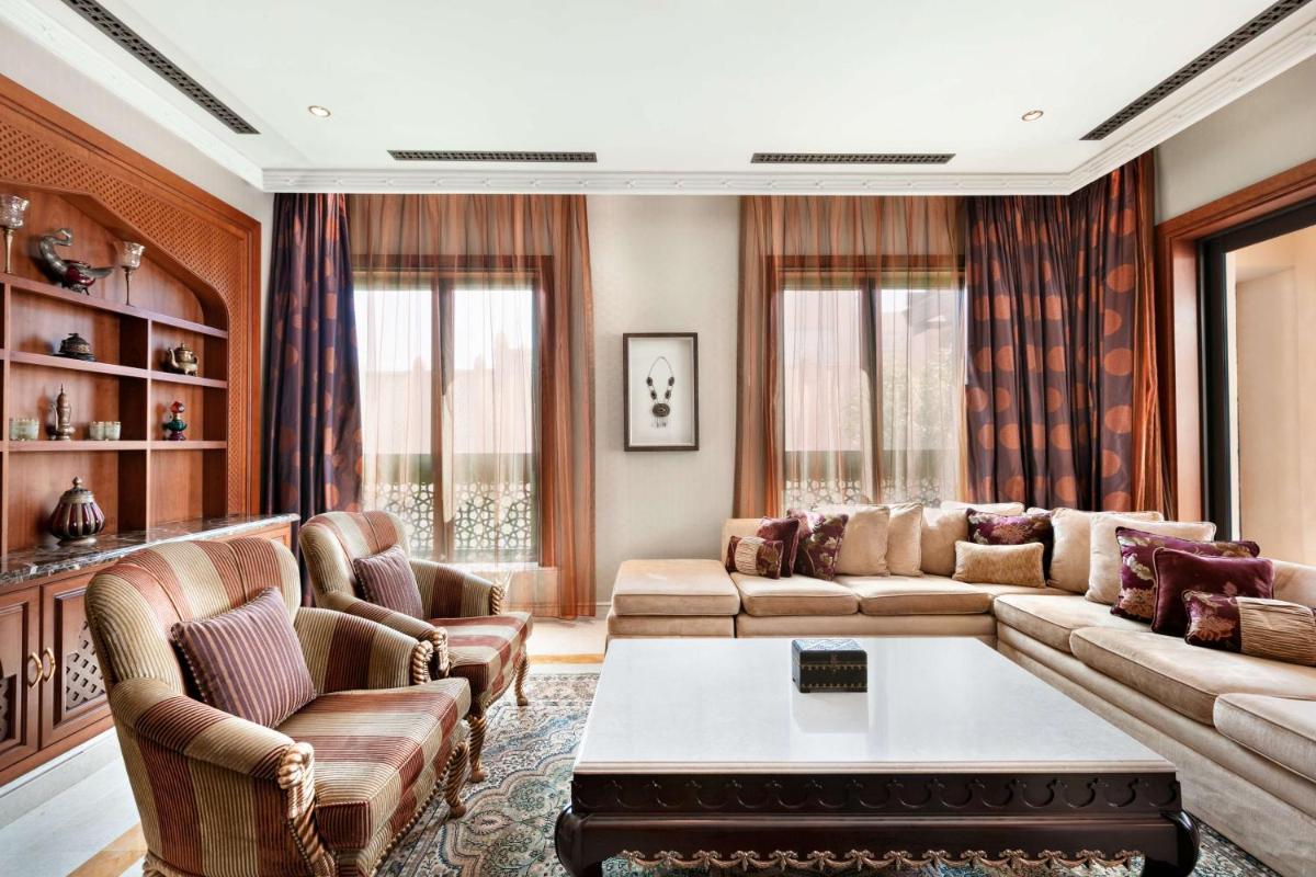 Shangri-La Qaryat Al Beri, Abu Dhabi