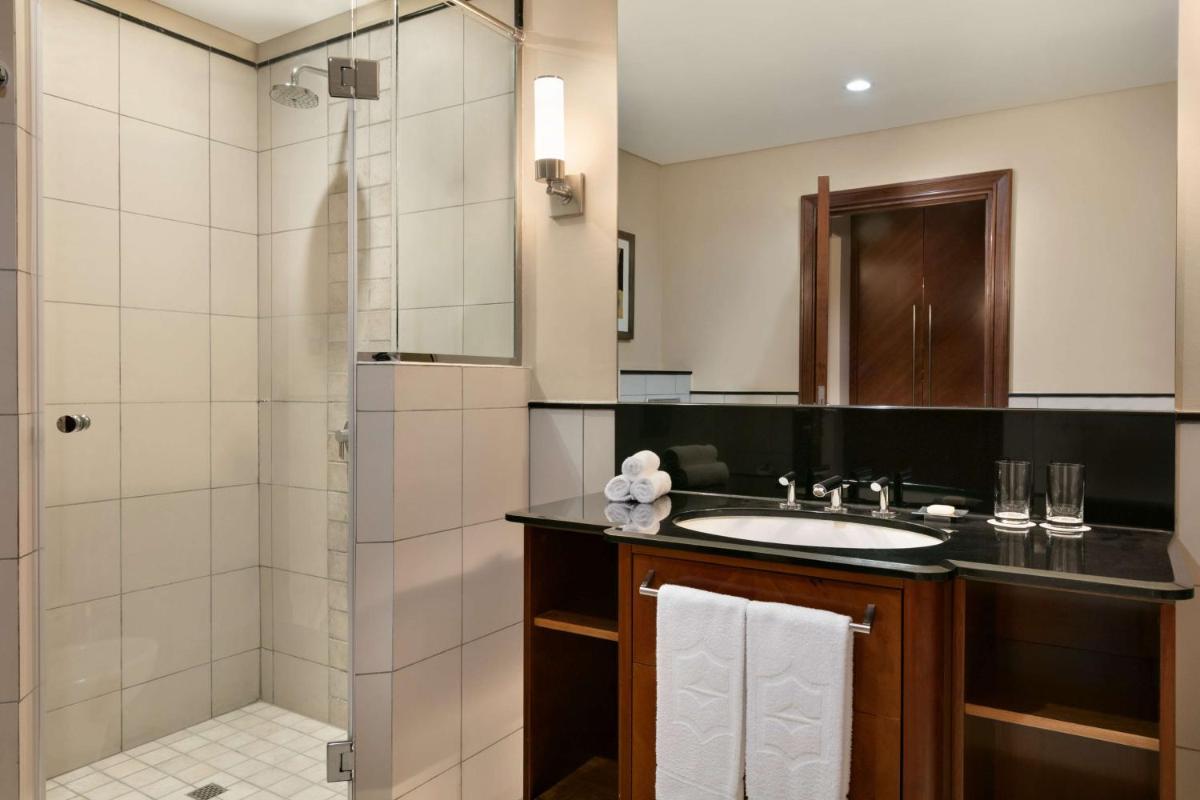 Shangri-La Qaryat Al Beri, Abu Dhabi