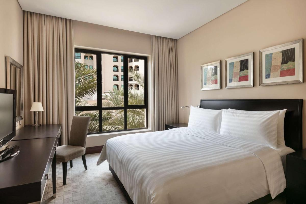 Shangri-La Qaryat Al Beri, Abu Dhabi