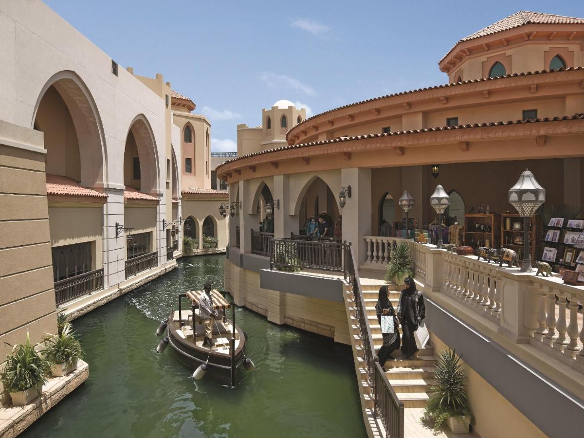 Shangri-La Qaryat Al Beri, Abu Dhabi