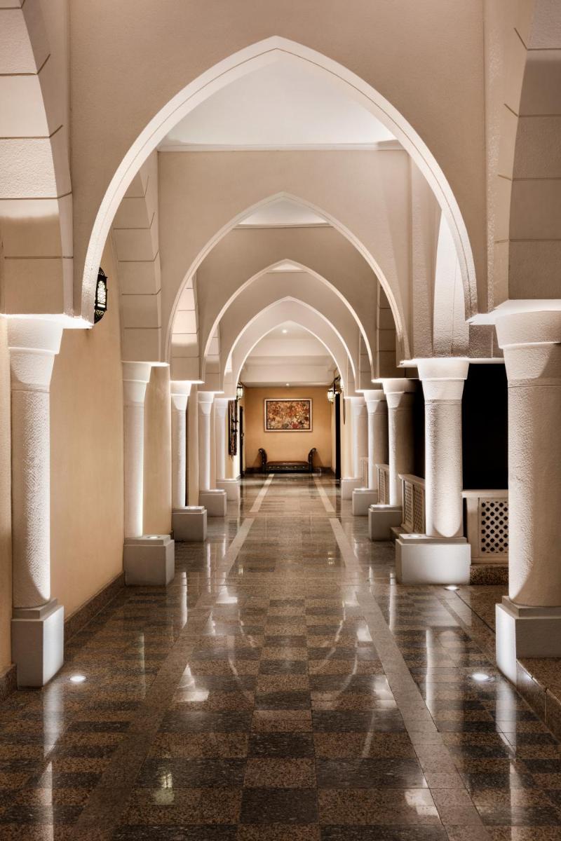 Shangri-La Qaryat Al Beri, Abu Dhabi