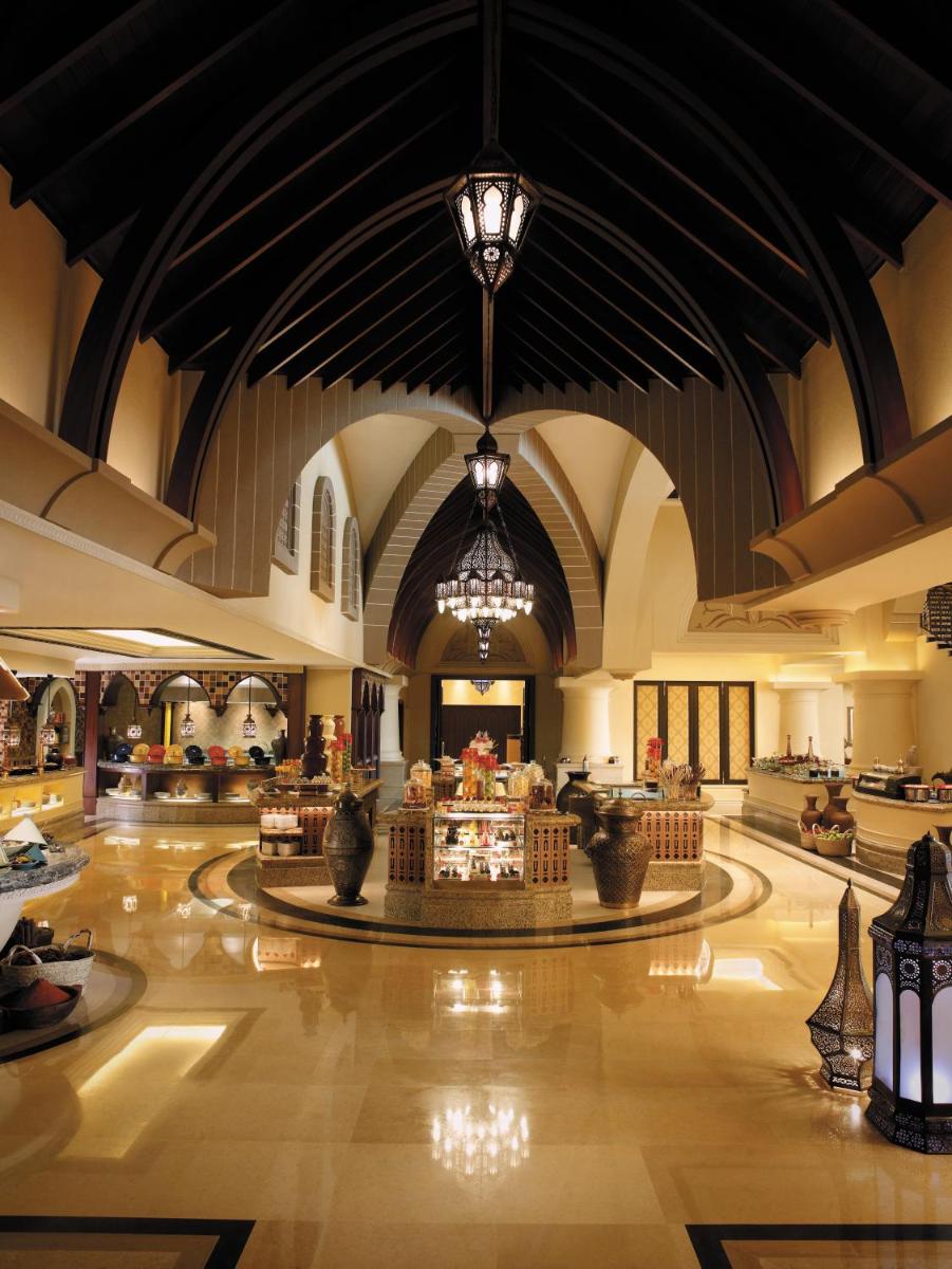 Shangri-La Qaryat Al Beri, Abu Dhabi