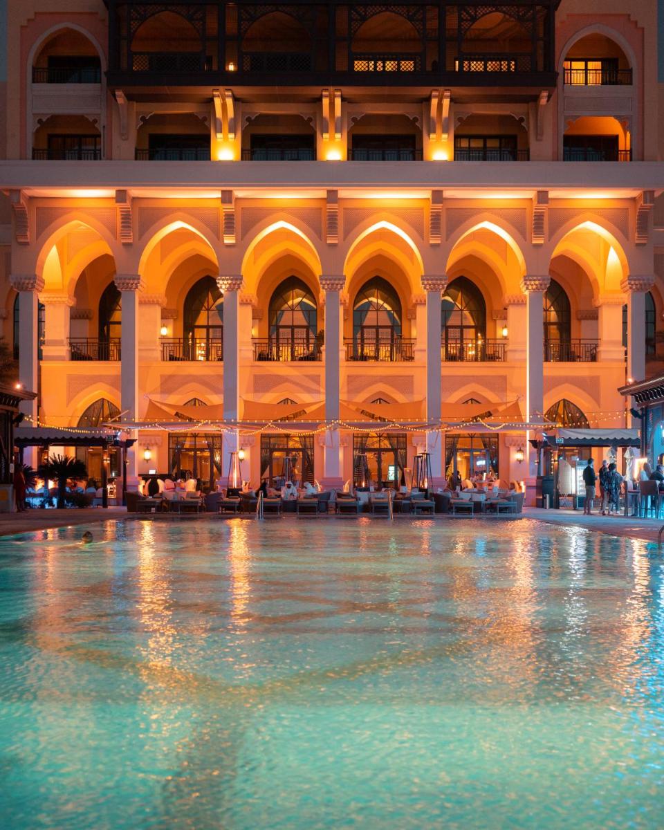 Shangri-La Qaryat Al Beri, Abu Dhabi