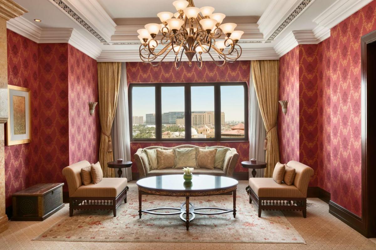 Shangri-La Qaryat Al Beri, Abu Dhabi