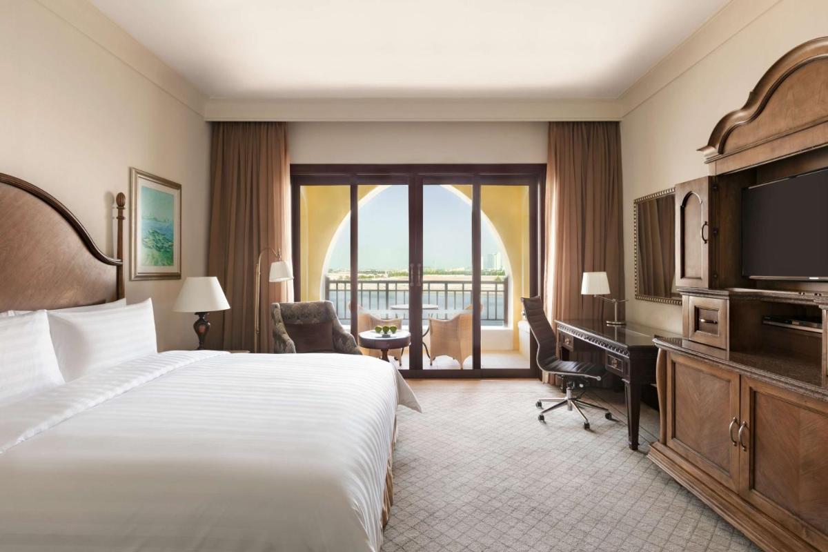 Shangri-La Qaryat Al Beri, Abu Dhabi