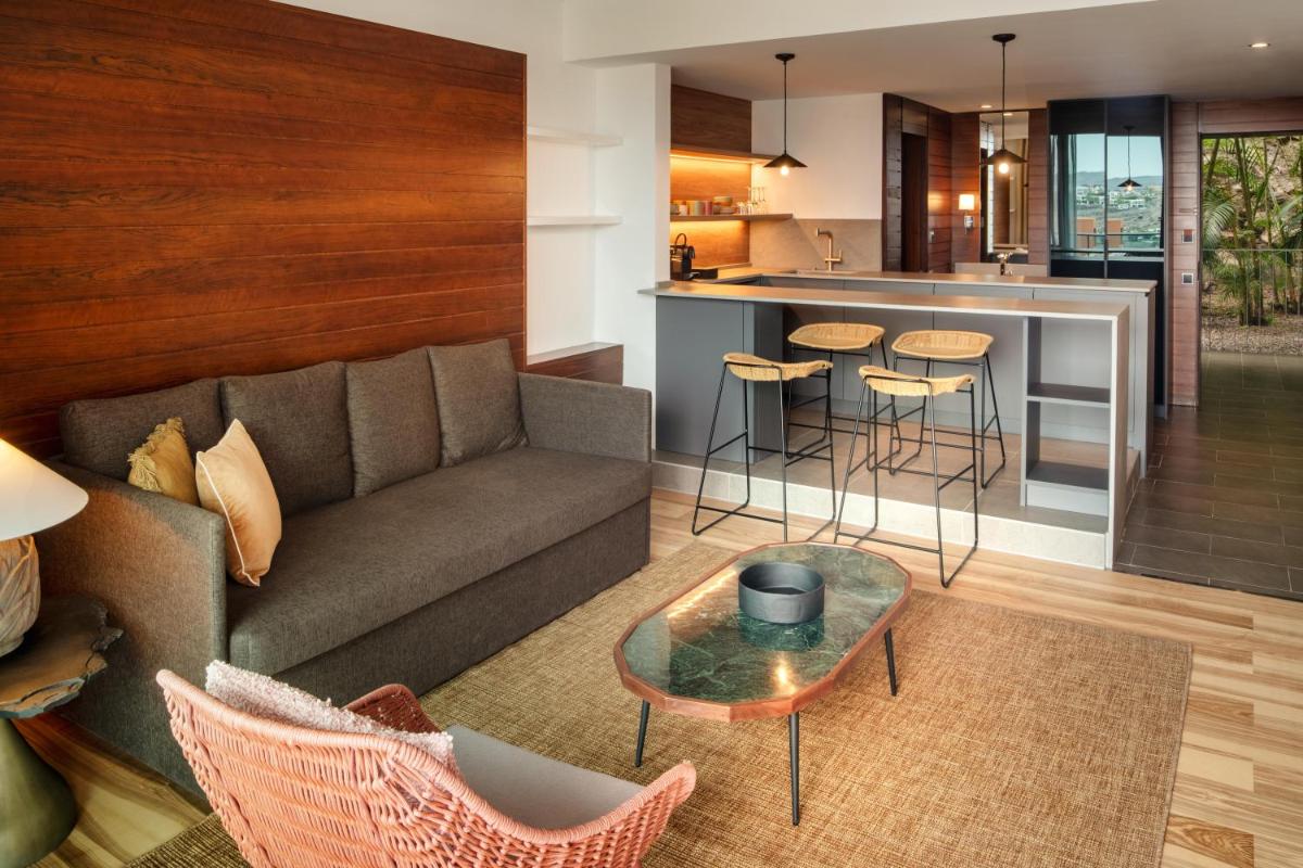 Salobre Hotel Resort & Serenity