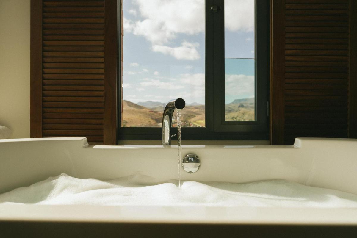 Salobre Hotel Resort & Serenity