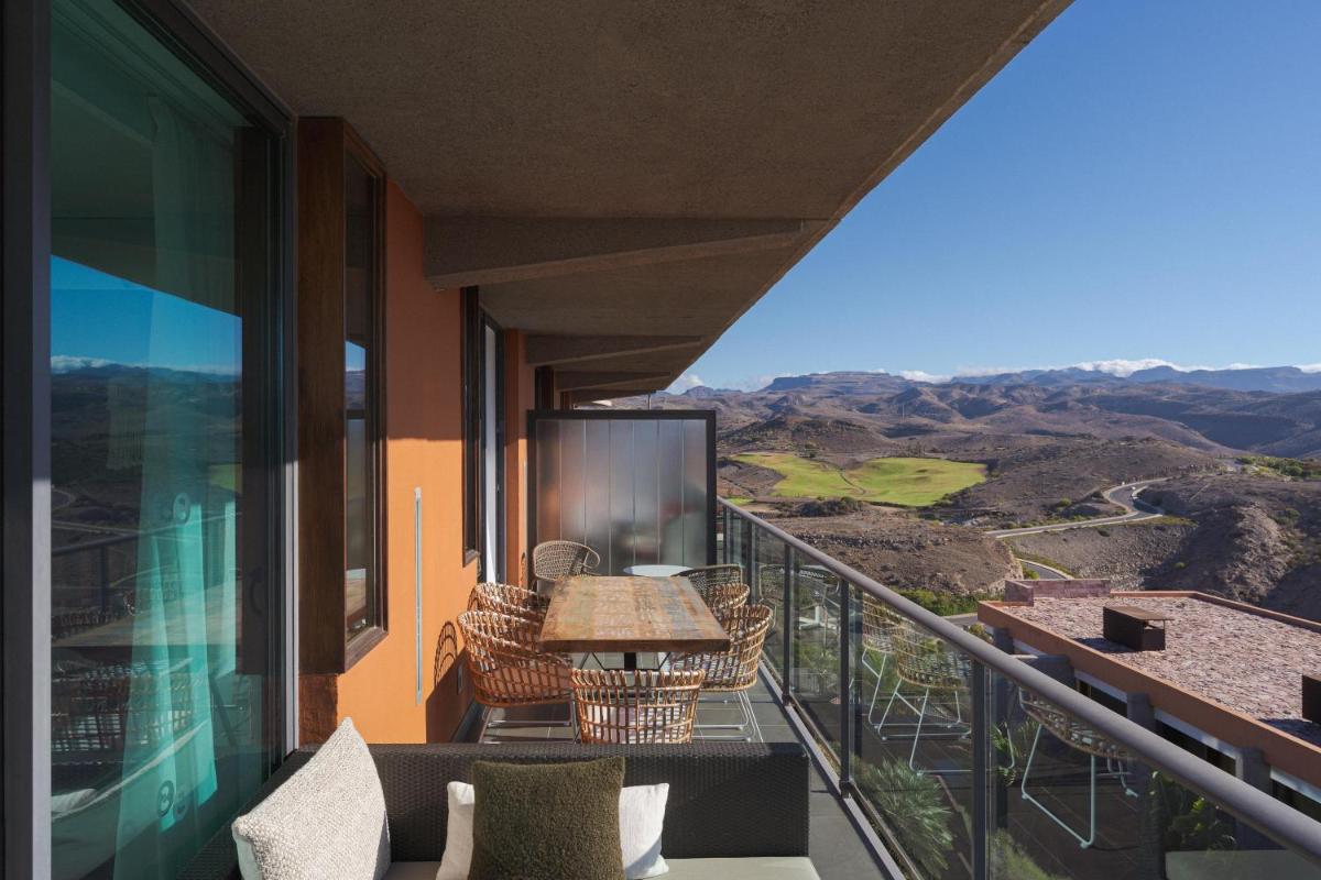 Salobre Hotel Resort & Serenity