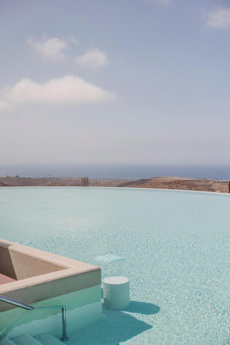 Salobre Hotel Resort & Serenity