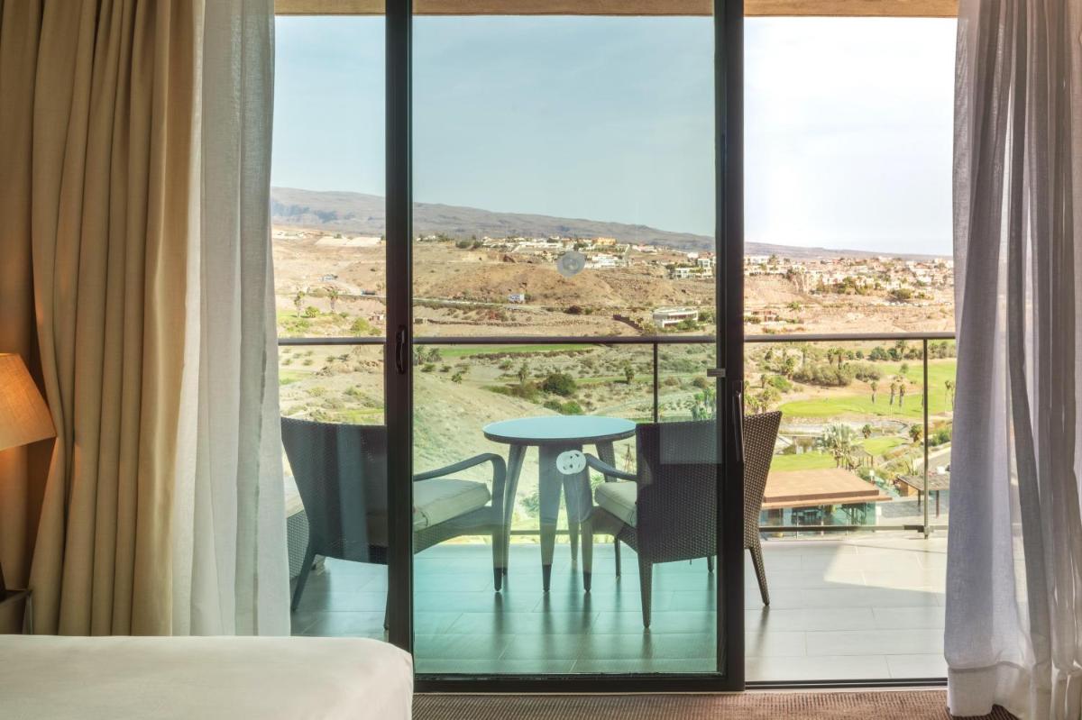 Salobre Hotel Resort & Serenity