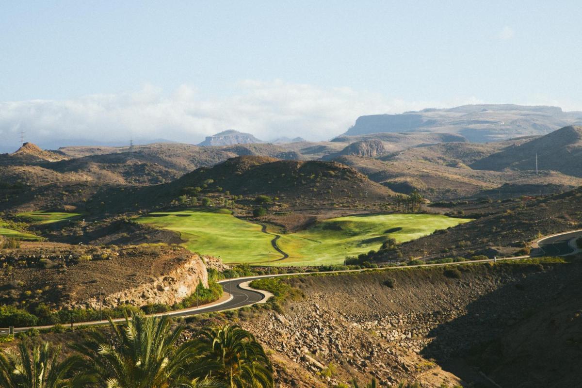 Salobre Hotel Resort & Serenity