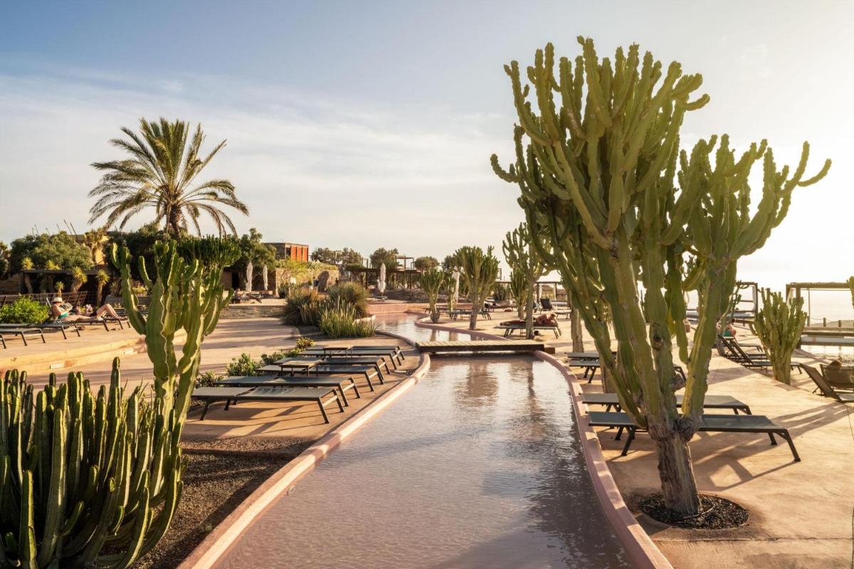 Salobre Hotel Resort & Serenity