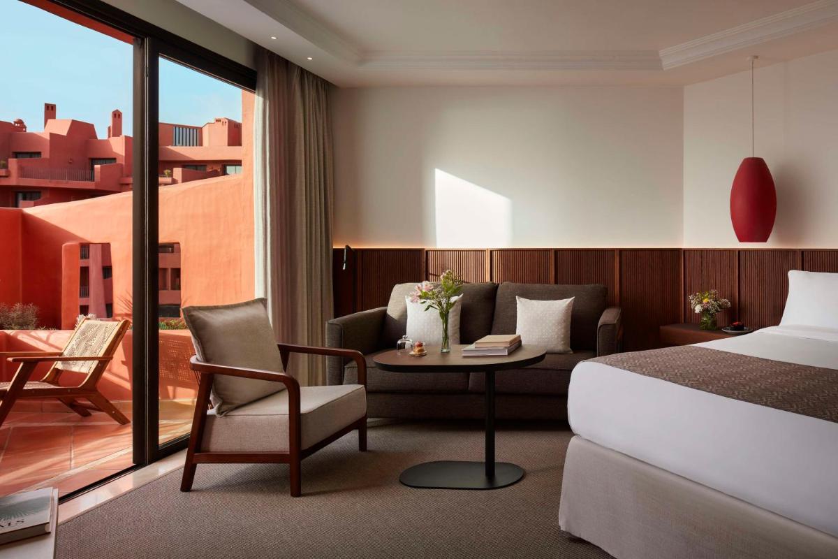 Tivoli La Caleta Resort