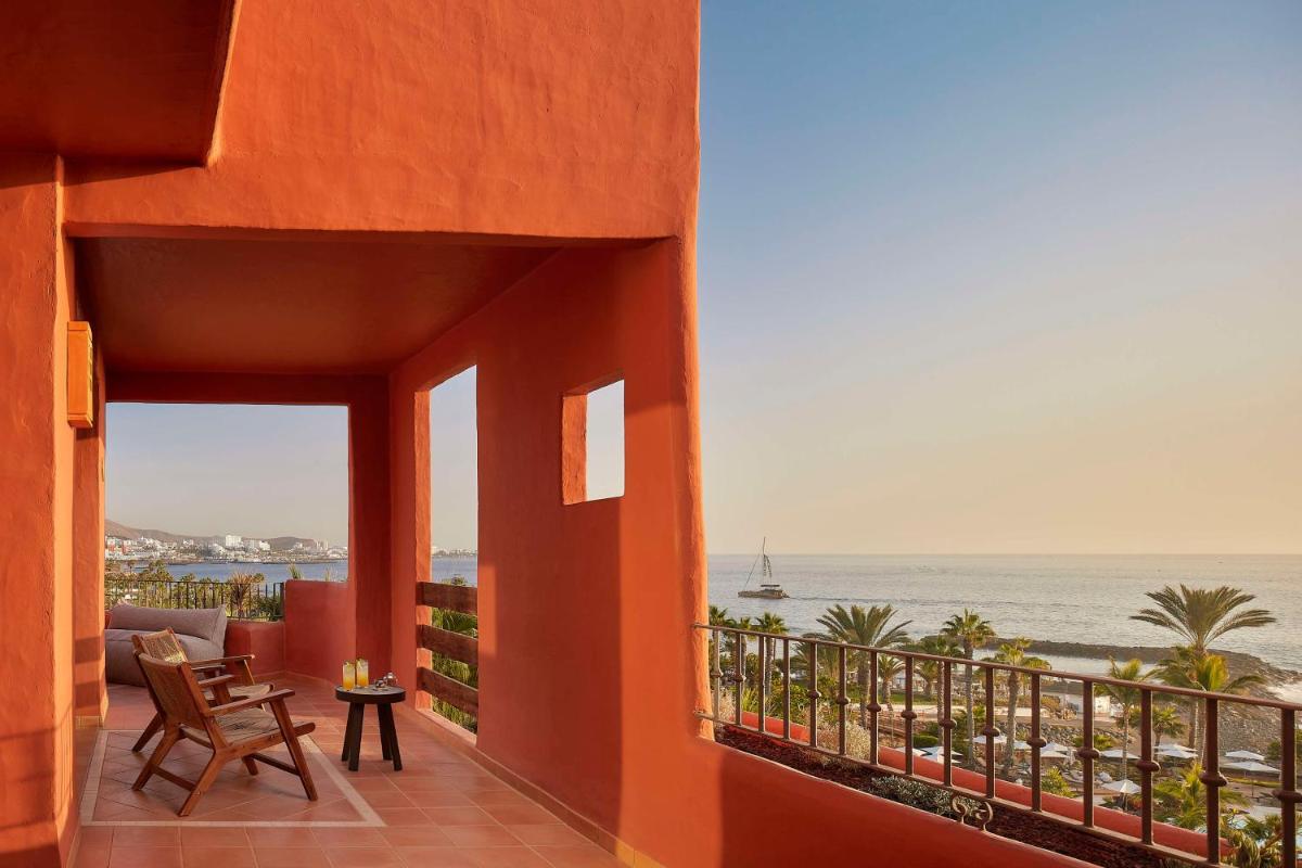 Tivoli La Caleta Resort