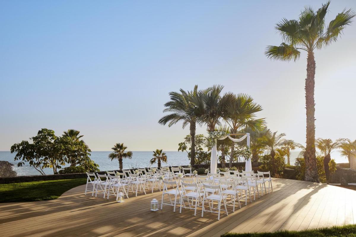 Tivoli La Caleta Resort