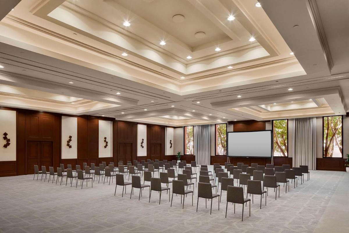 Tivoli La Caleta Resort