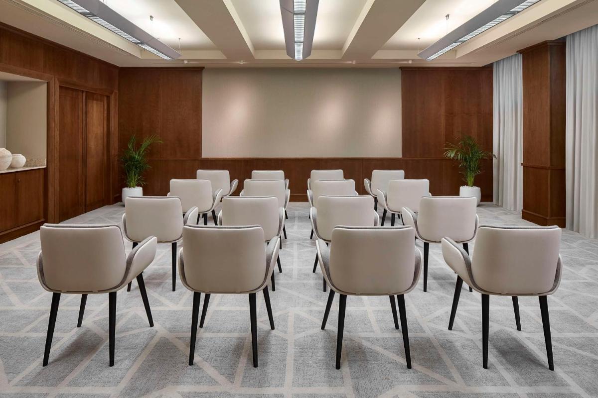 Tivoli La Caleta Resort