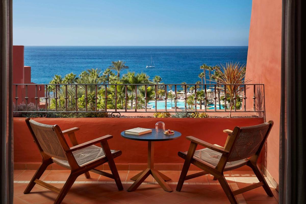 Tivoli La Caleta Resort