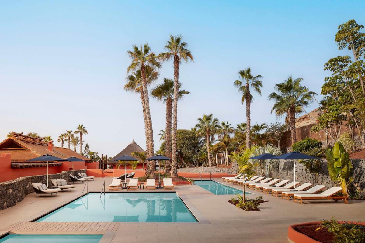 Tivoli La Caleta Resort