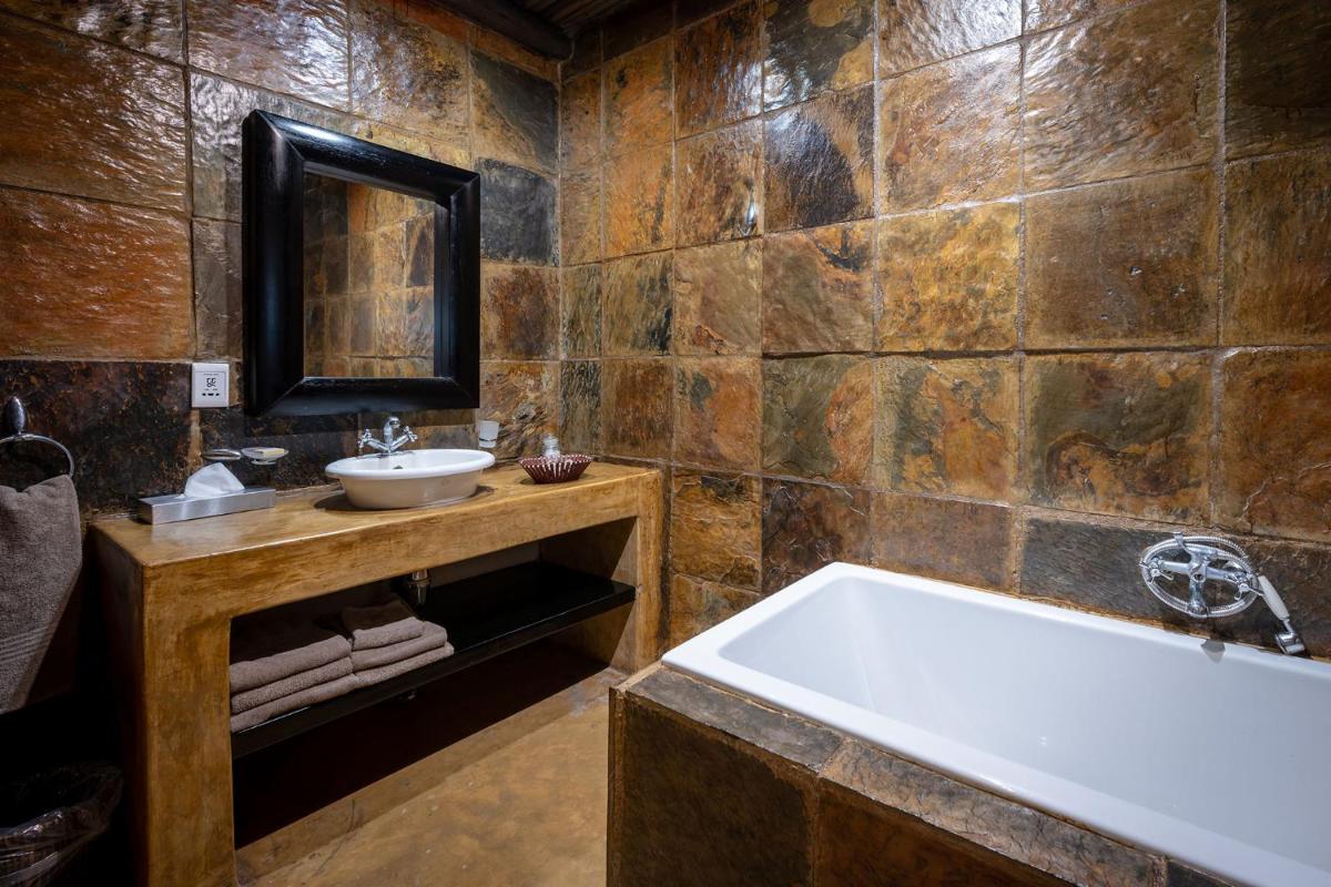 Karongwe- Shiduli Safari Lodge