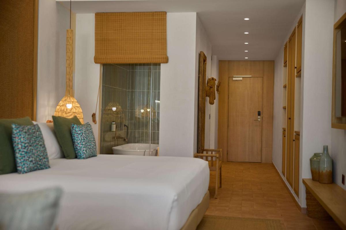 Cala San Miguel Ibiza Resort, Adults only, Curio Collection by Hilton