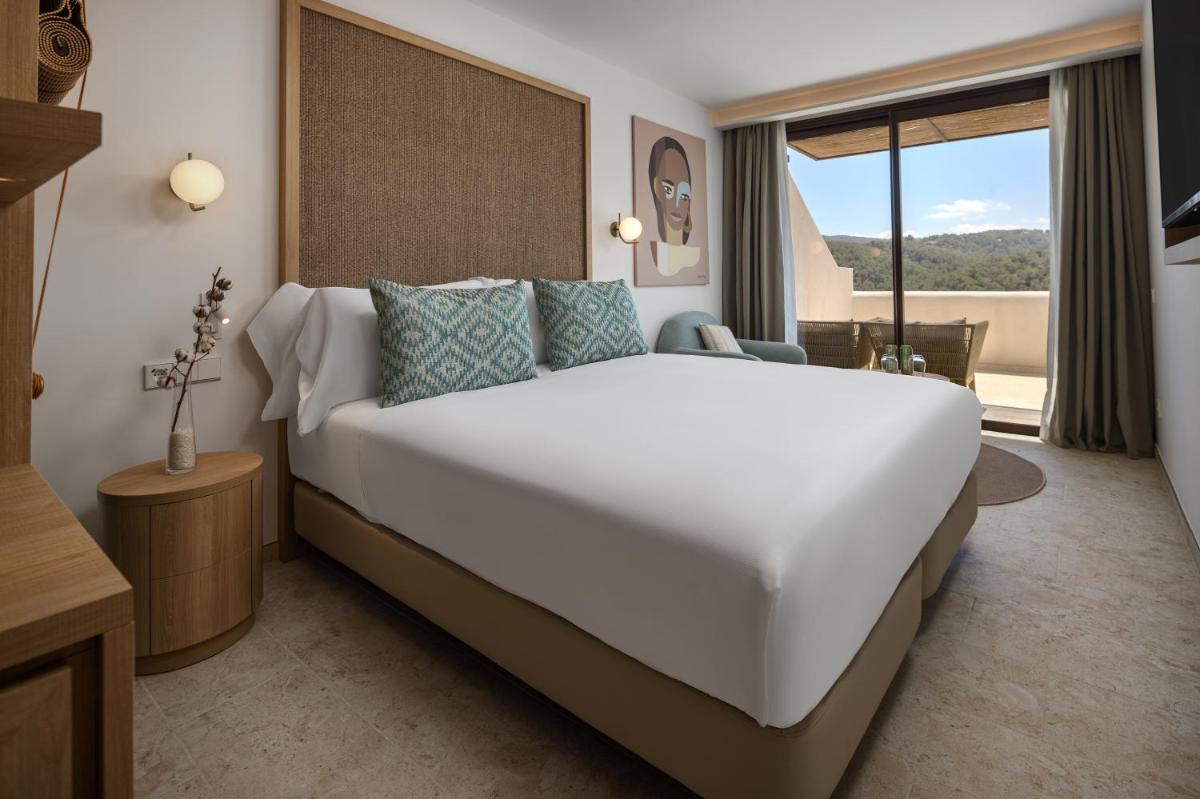 Cala San Miguel Ibiza Resort, Adults only, Curio Collection by Hilton
