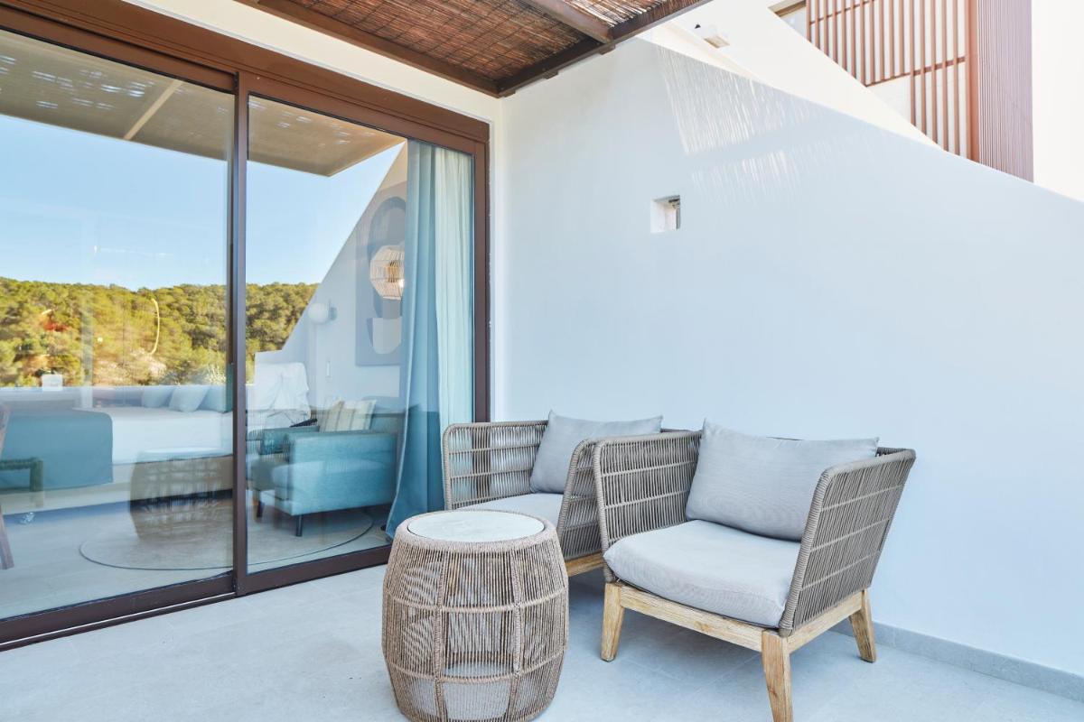 Cala San Miguel Ibiza Resort, Adults only, Curio Collection by Hilton