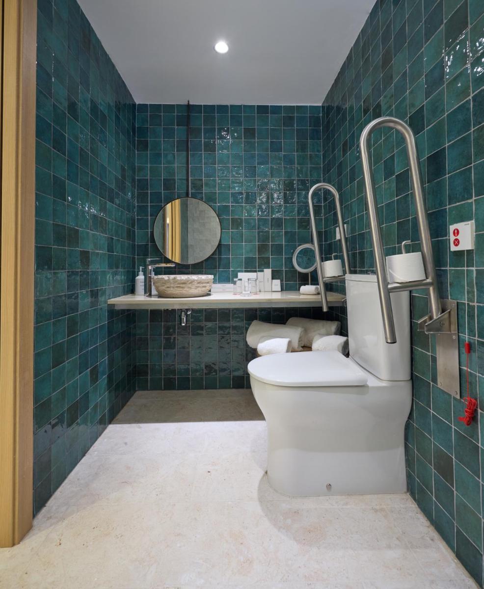 Cala San Miguel Ibiza Resort, Adults only, Curio Collection by Hilton