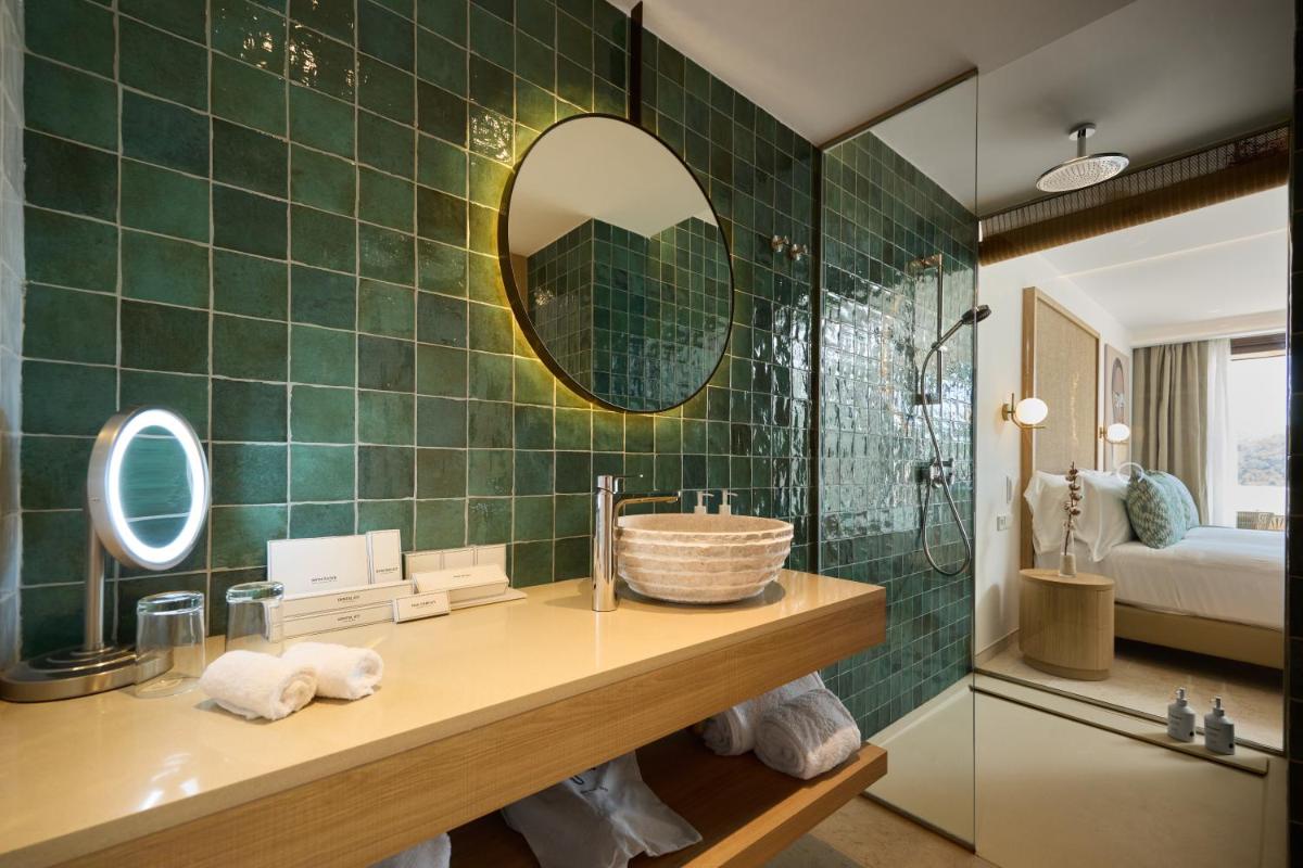 Cala San Miguel Ibiza Resort, Adults only, Curio Collection by Hilton