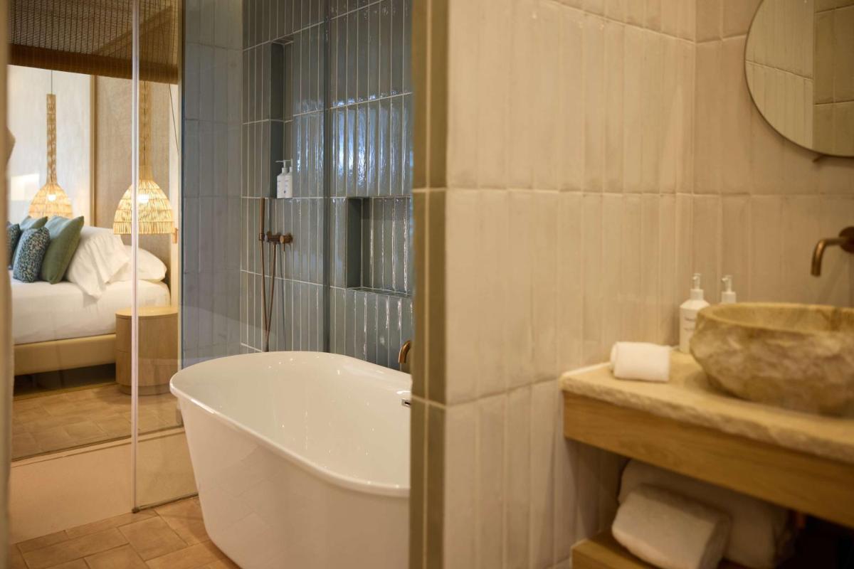 Cala San Miguel Ibiza Resort, Adults only, Curio Collection by Hilton