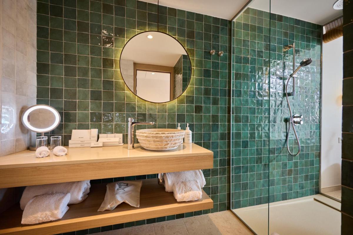 Cala San Miguel Ibiza Resort, Adults only, Curio Collection by Hilton