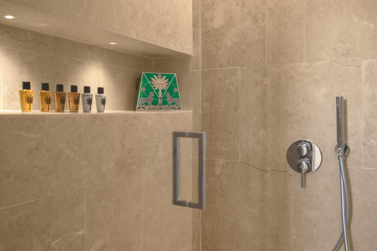 Sikelia Suites