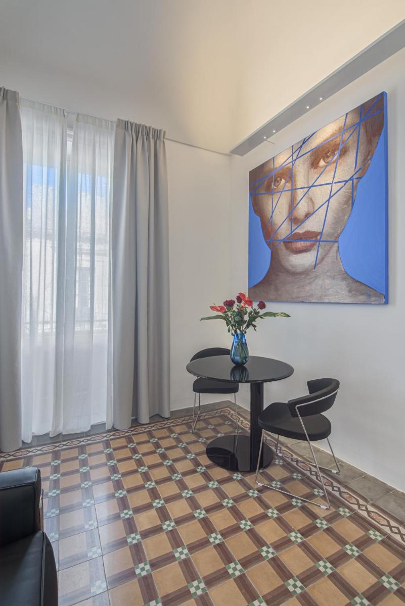 Sikelia Suites
