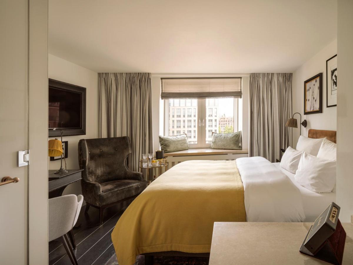 The Nikolai Hamburg - Leonardo Limited Edition