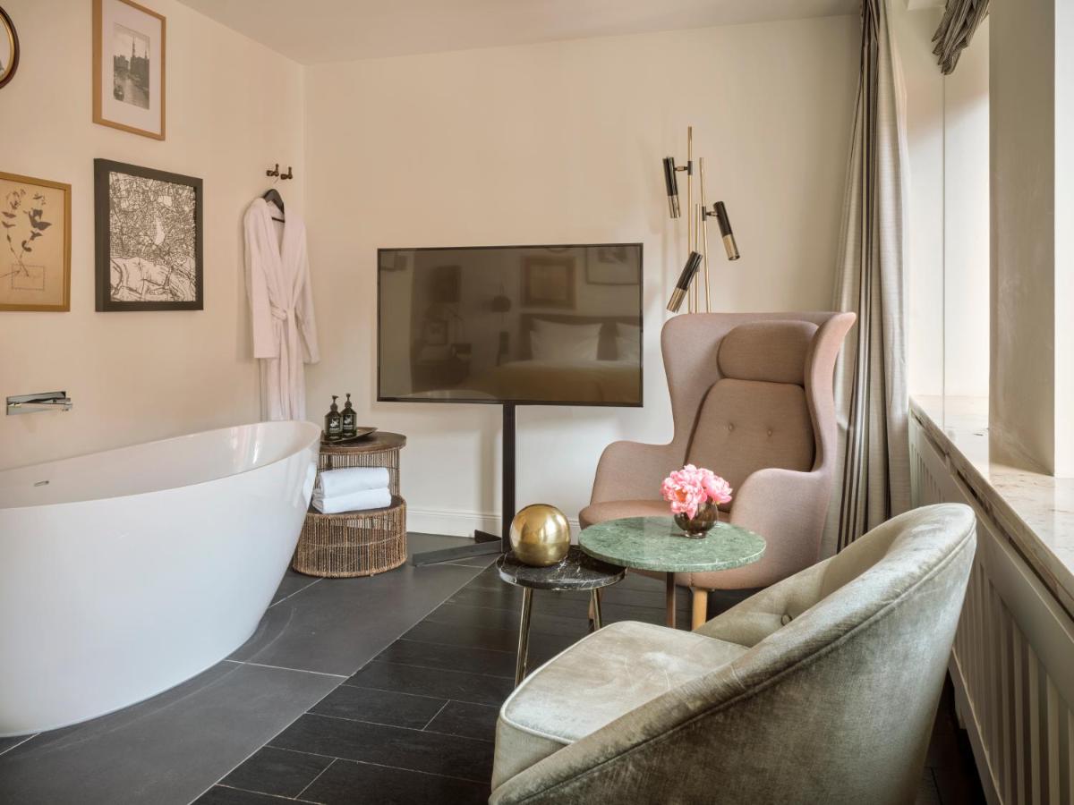 The Nikolai Hamburg - Leonardo Limited Edition