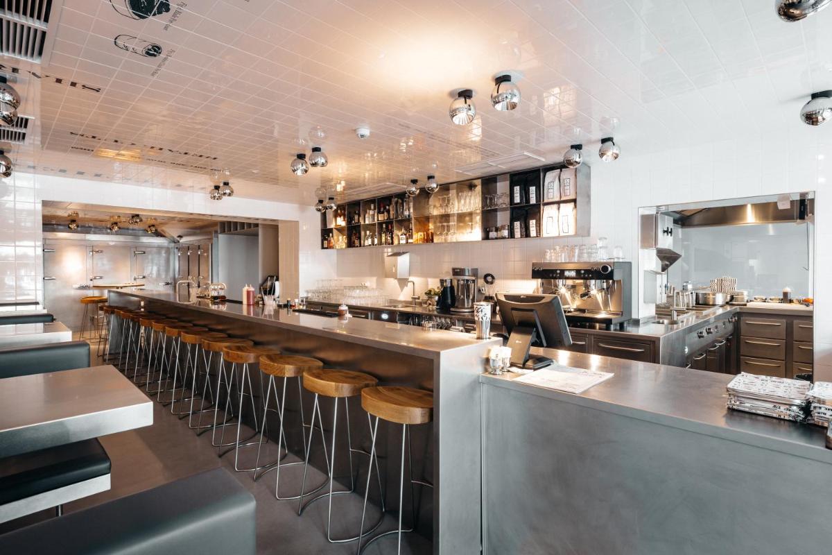 Sir Savigny Hotel, part of Sircle Collection