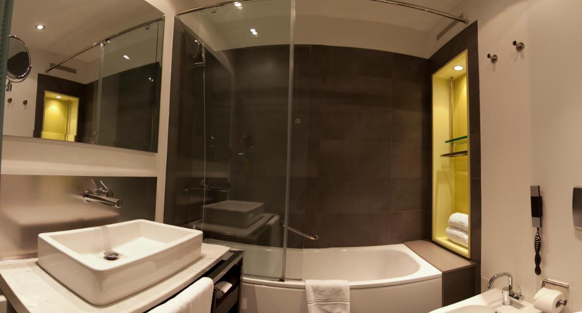 Sixtytwo Hotel