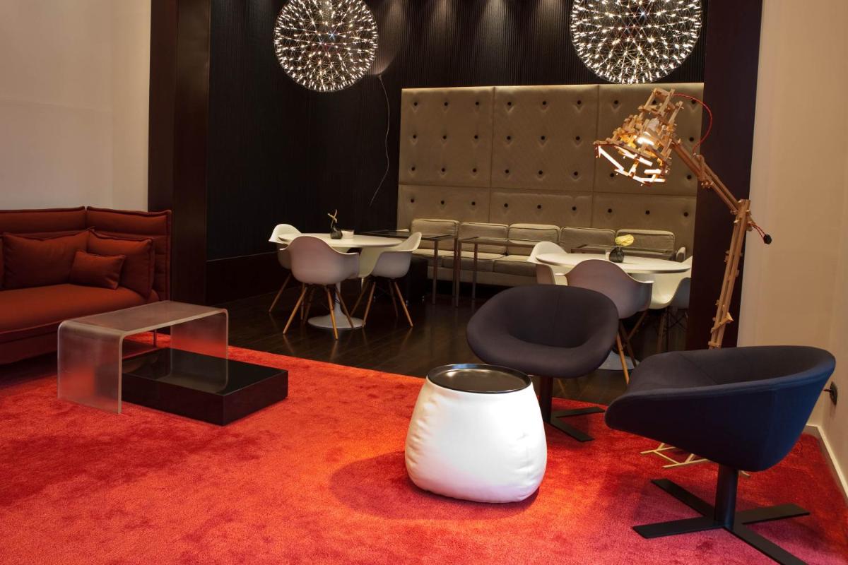 Sixtytwo Hotel
