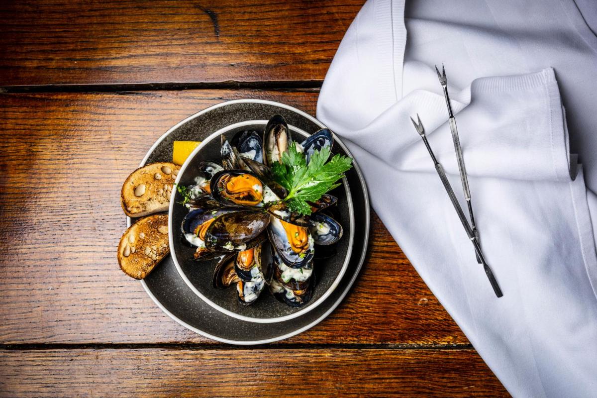 Skeabost House Hotel