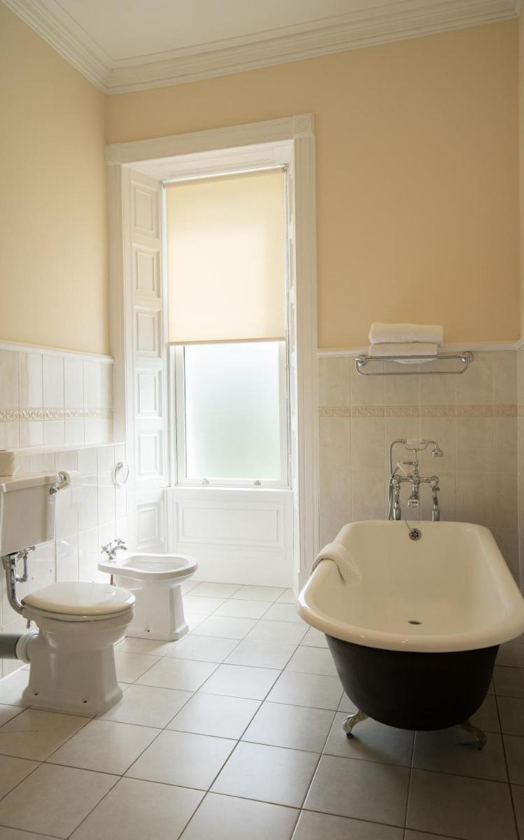 Skeabost House Hotel