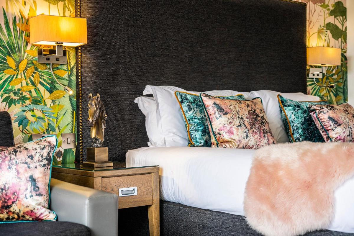 Skeabost House Hotel