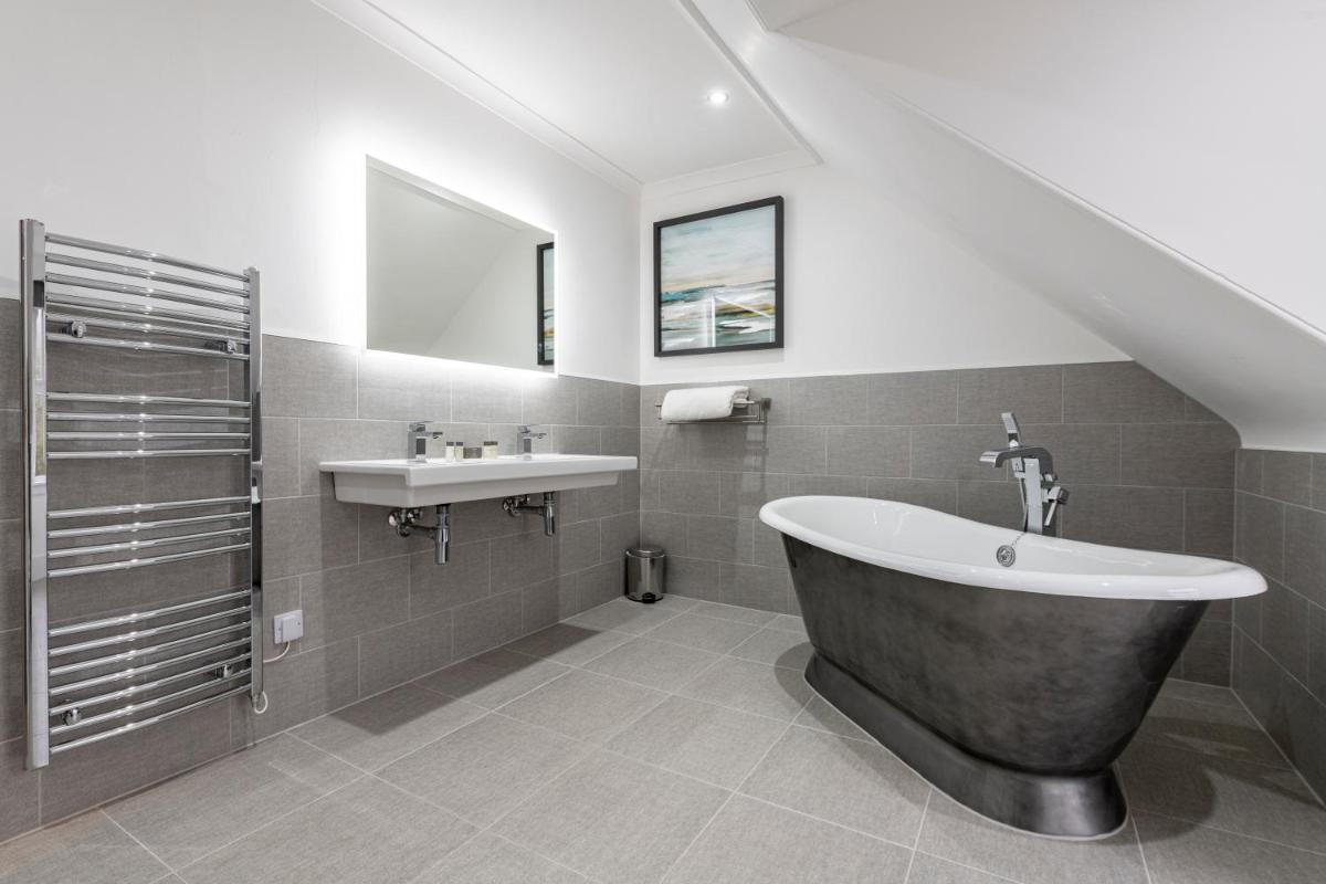 Skeabost House Hotel