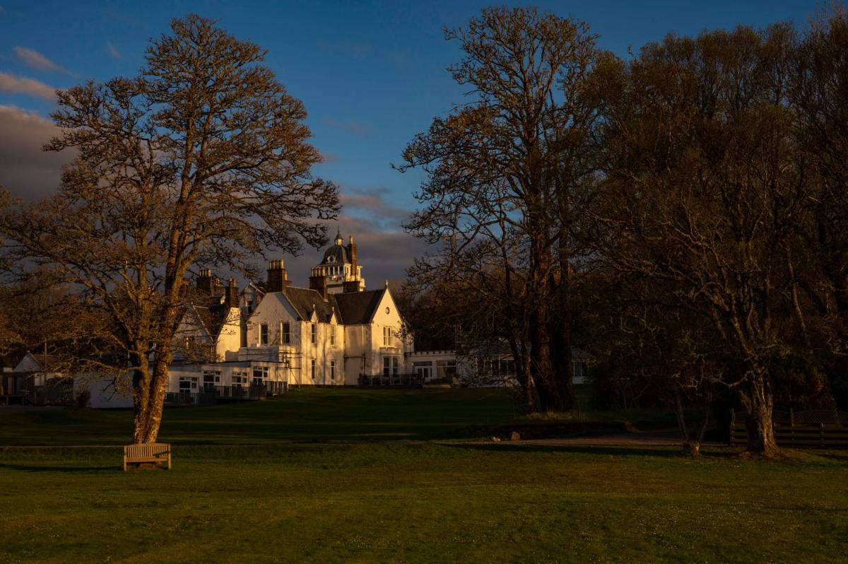 Skeabost House Hotel