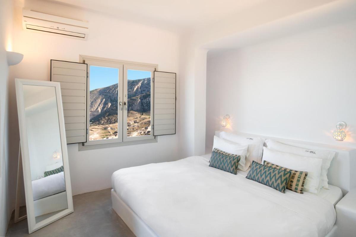 Skyfall Suites - Adults Only